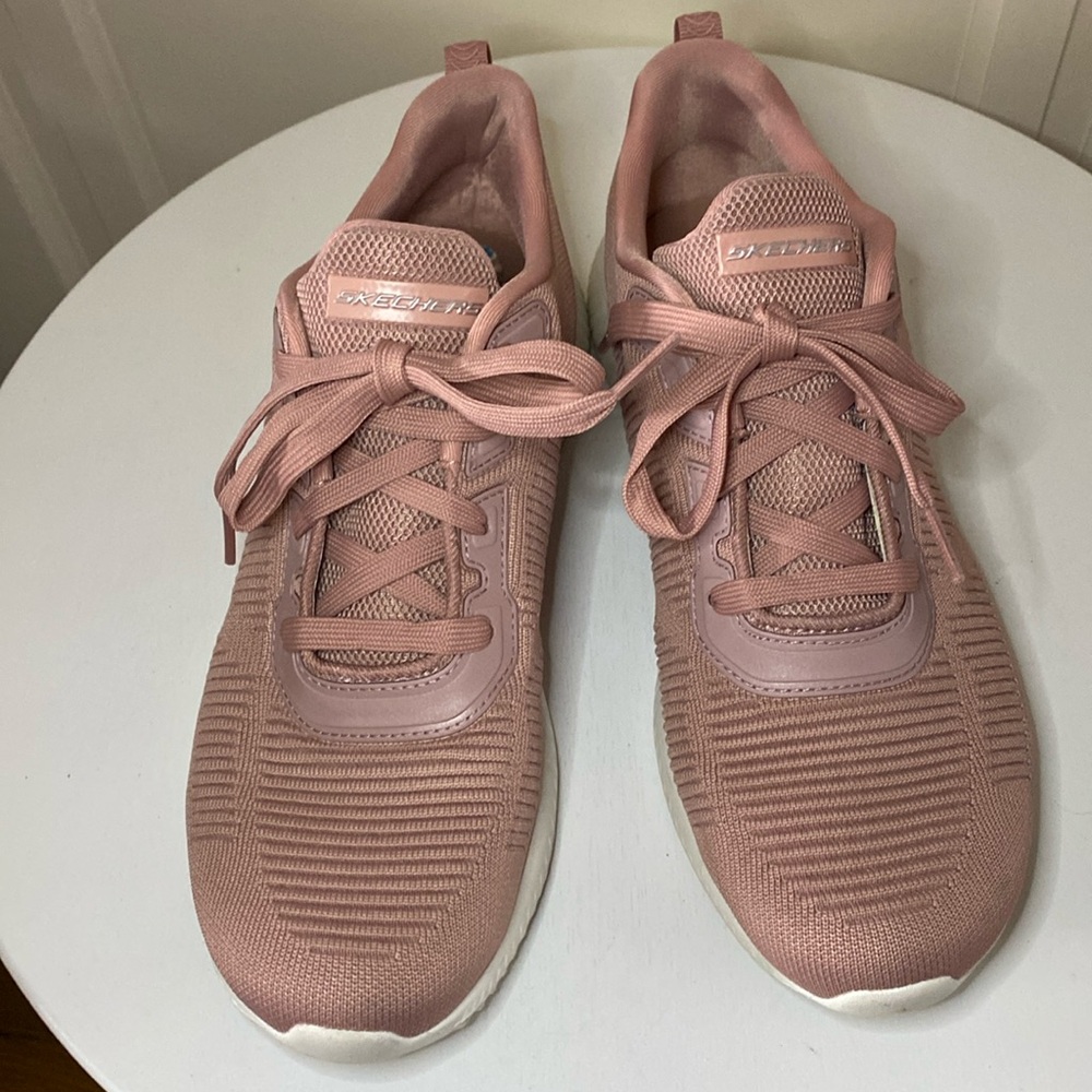 Skechers women’s sneakers